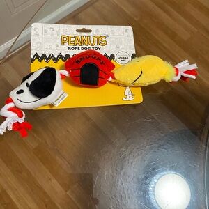 GMASON NEW Dog Toy Interactive Peanuts  Plush Squeak Crinkle 12”